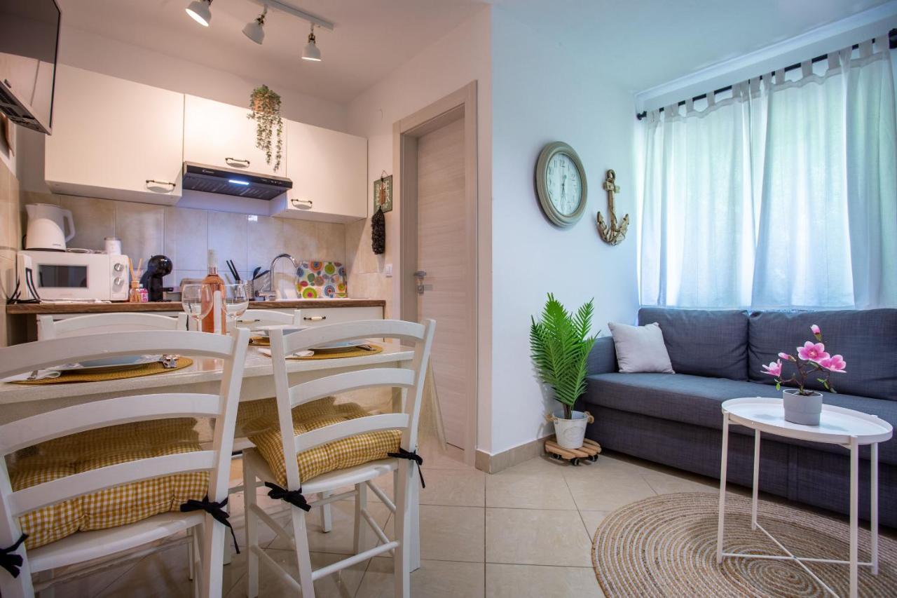 Apartment Magnolia Šilo Εξωτερικό φωτογραφία