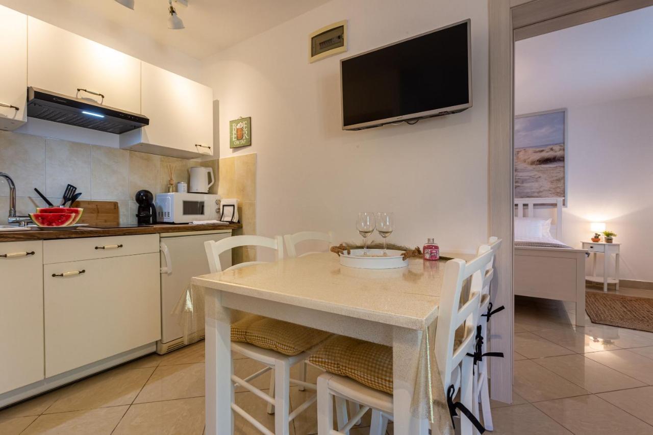 Apartment Magnolia Šilo Εξωτερικό φωτογραφία