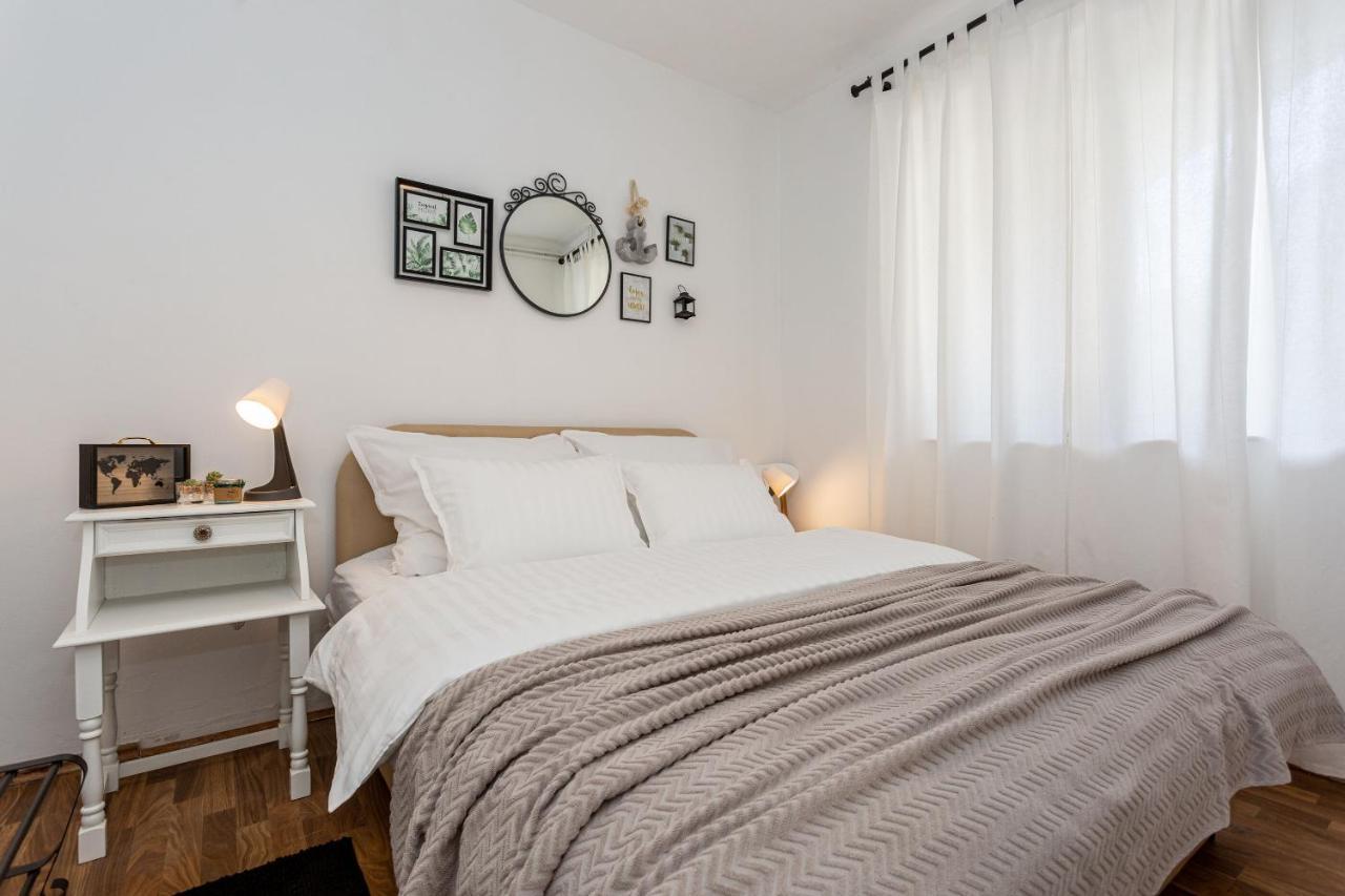 Apartment Magnolia Šilo Εξωτερικό φωτογραφία